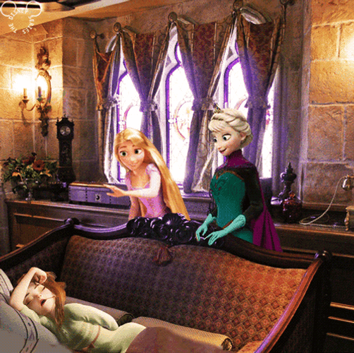Elsa Rapunzel Waking Up Frozen Anna GIF