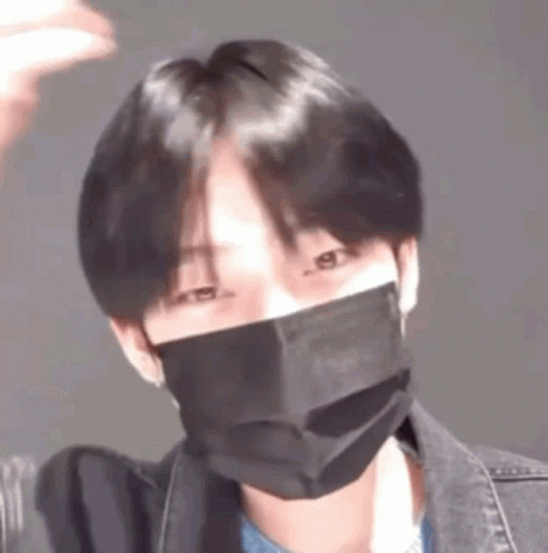 Enhypen Sunoo Fast Head Scratch GIF