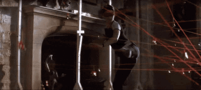 Entrapment Spread Gif GIF