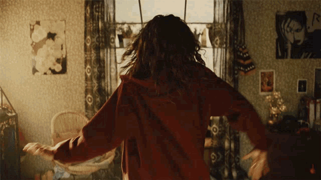 Euphoria Rue Bennett Zendaya Dancing GIF