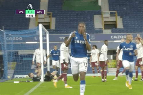 Everton Fc Yerry Mina Happily Running GIF