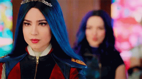 Evie Descendants 3 Straight Face Harry GIF