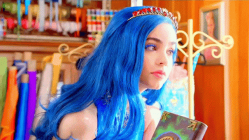 Evie Descendants Blue-haired Princess GIF