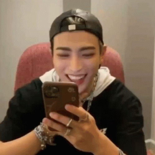 Excited Ateez Hong Joong Reading Message GIF