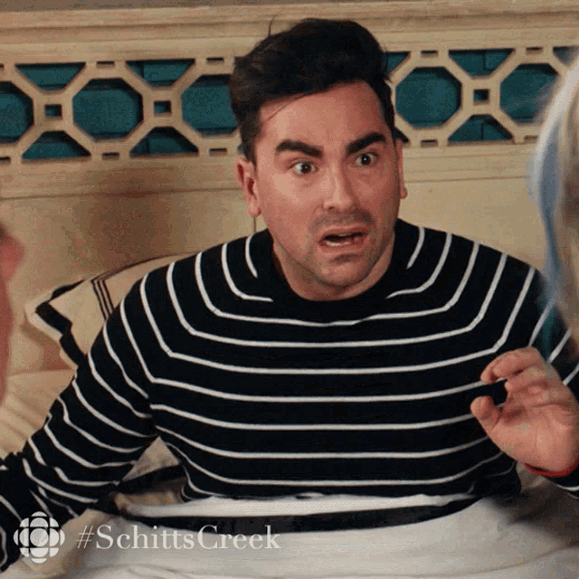 Facepalm Dan Levy Gif GIF
