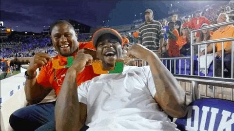 Fans Wearing The U Chain GIF