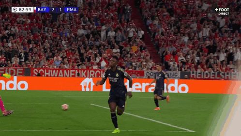 Fc Bayern Munich Vini Jr GIF
