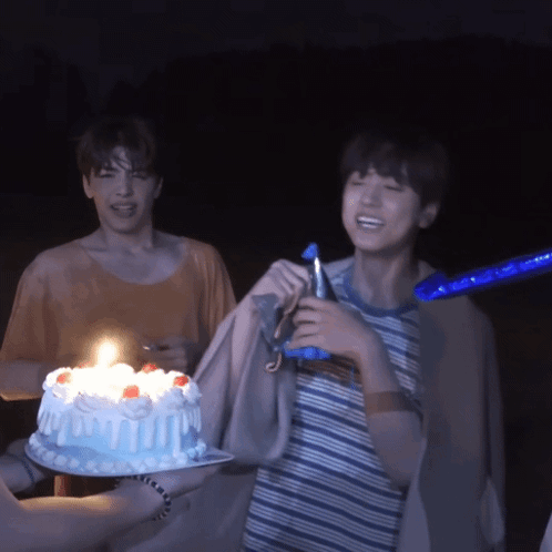 Feliz Cumpleaños Aesthetic 498 X 498 Gif GIF