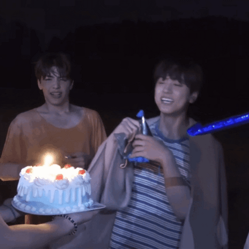 Feliz Cumpleaños Aesthetic GIF