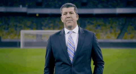 Fernando Palomo Shoulder Brush GIF