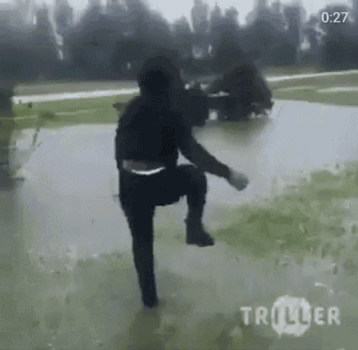 Flood Dancing Split Moves Funny Meme GIF