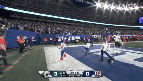 Football Game Giants vs Broncos