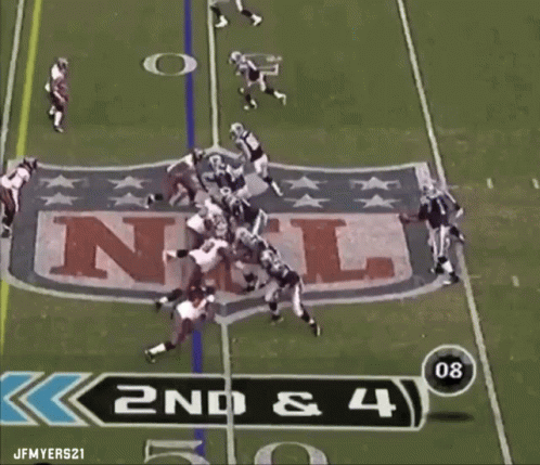 Football Game in 2nd and 4