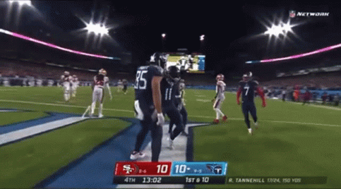 Football Game Score 10 to 10