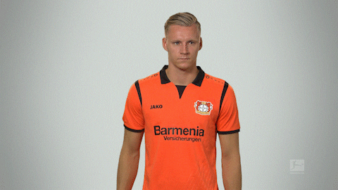 Football Looking Gif By Bundesliga GIF