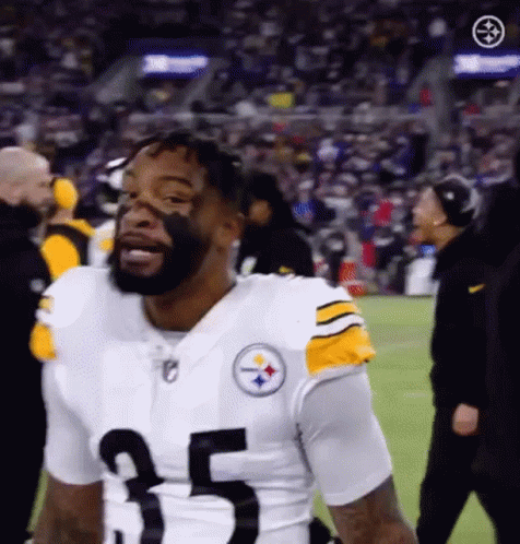 Football Player Beard Number 25 Jersey