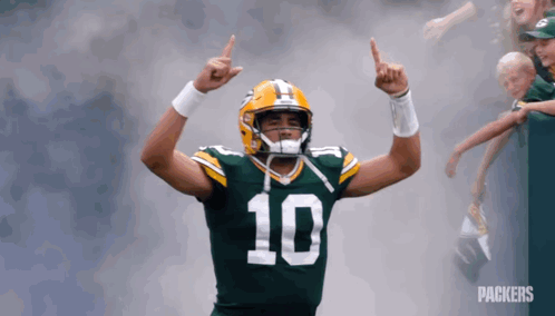 Football Player In Green Jersey Number 10 GIF