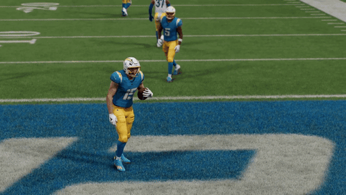 Football Player Number 15 Catching Ball GIF