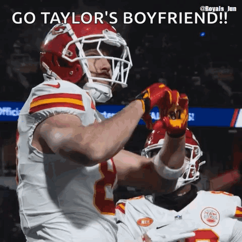 Football Player With Go Taylor's Boyfriend