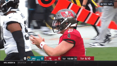 Football Player With Number 3 Helmet GIF