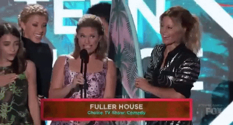 Fuller House Receive An Award GIF