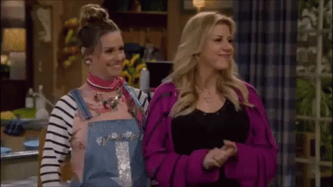 Fuller House Women Waving GIF