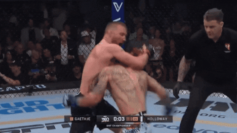 Gaethje vs Holloway Fight on Screen