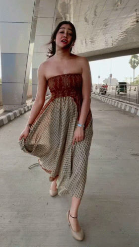 Game Blouses Taniya Rani GIF