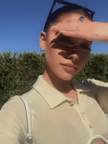 Game Blouses Ariana Grande GIF