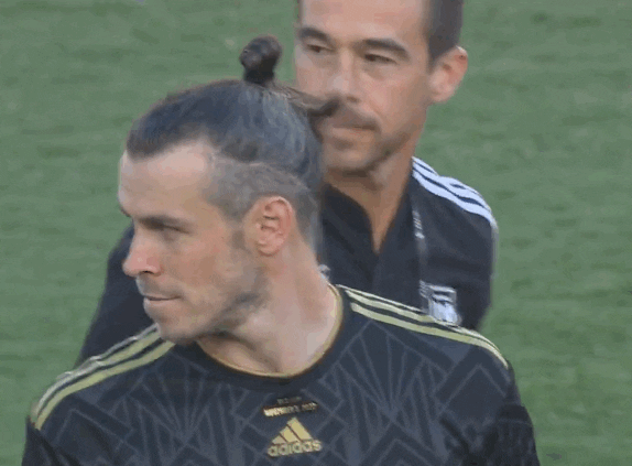 Gareth Bale Cmon Man That's Funny GIF