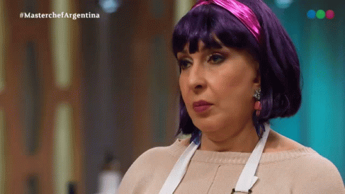 Georgina Barbarossa No Idea GIF
