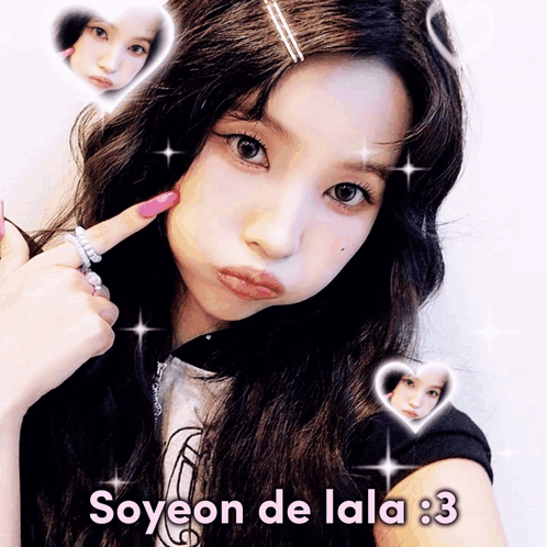 Girl With Caption Soyeon De Lala GIF