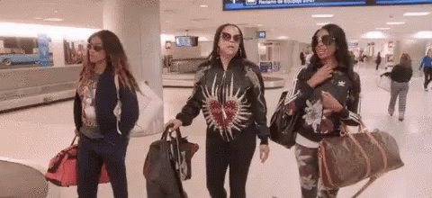 Girls Trip Friends Travelling In Style GIF