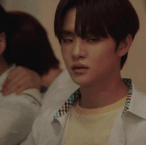 Glaring Treasure Jihoon Youll Shoot Your Eye Out GIF