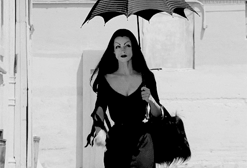 Goth Maila Nurmi Vampira Show GIF