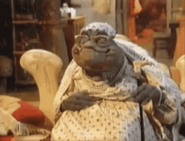 Grandma Alien Turtle Like Pointing GIF