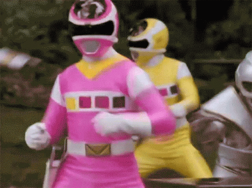 Green Power Ranger Holding Sword When You Get The Weapon