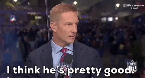 Guy Comment Auto Draft Think He's Pretty Good GIF