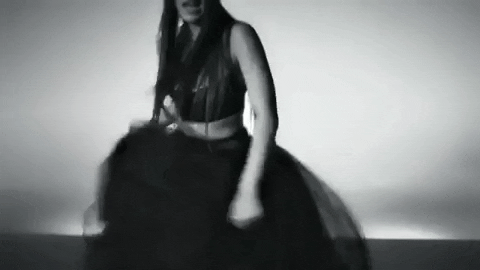 Hailee Steinfeld High Kick GIF