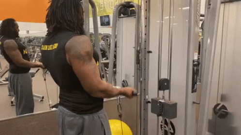 Hammer Curls On The Go GIF