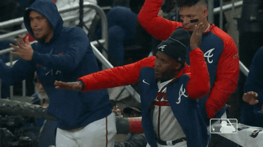 Braves Tomahawk GIF - Braves Tomahawk Chop - Discover & Share GIFs