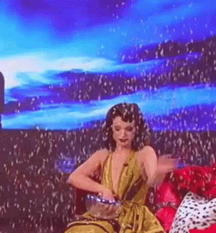 Happy Birthday Gay Tamara Mascara Throwing Confetti GIF