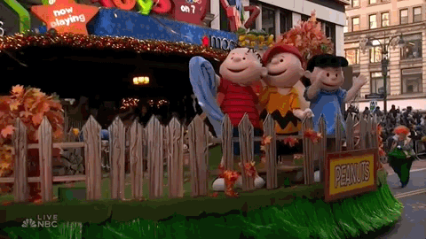 Happy Thanksgiving Charlie Brown Parade GIF