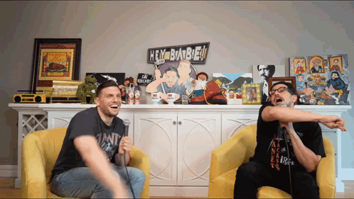Hey Babe Sal Vulcano Chris Destefano Waving Allegedly GIF