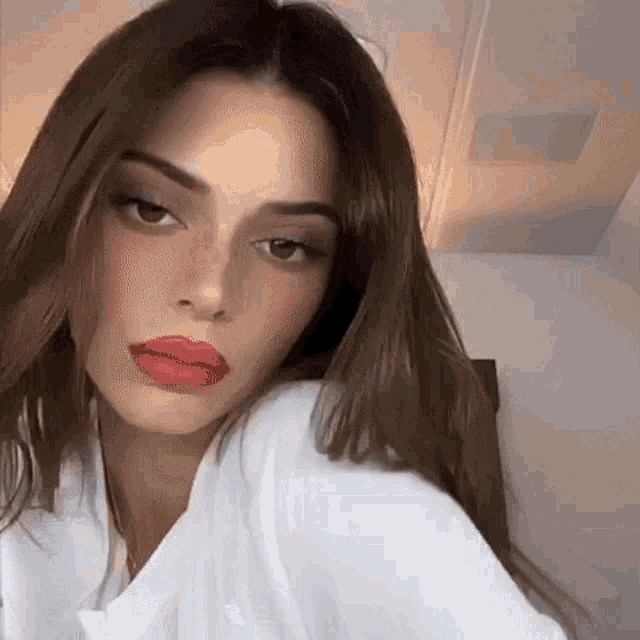 Hi Kendall Jenner Gif GIF