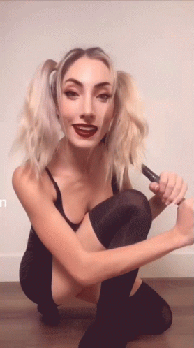 Hit Stick Harley Quinn Wannabe GIF