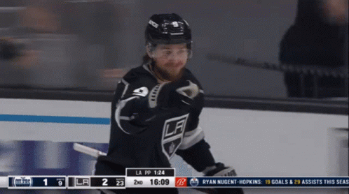 Hockey Player on Ice LA Kings vs Toronto Maple Leafs