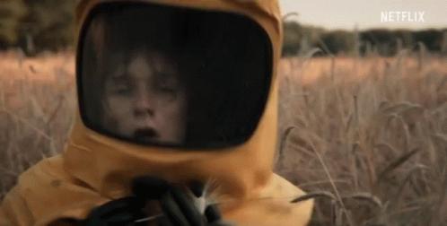 Holding Breath Louis Hofmann GIF