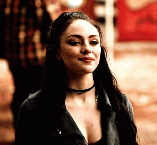 Hope Mikaelson Pointed Someone GIF