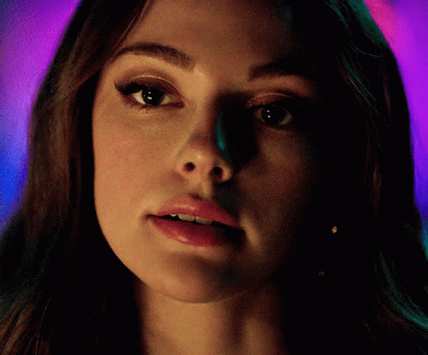 Hope Mikaelson Wolf Eyes GIF